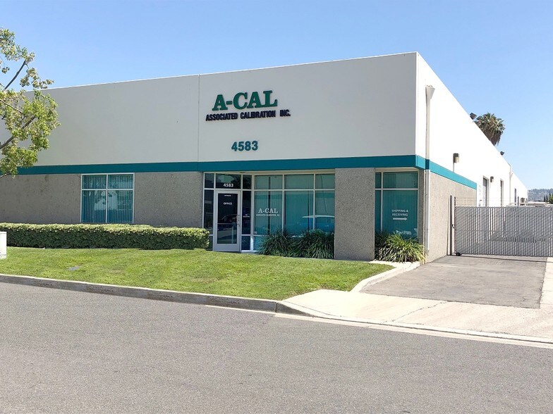 Primary Photo Of 4581-4583 Eisenhower Cir, Anaheim Manufacturing For Lease