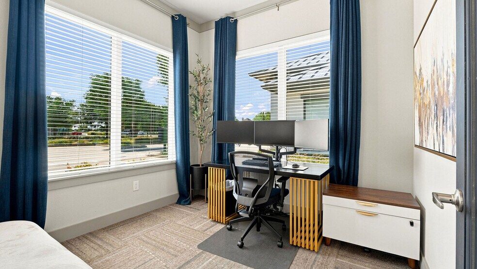 More Photos Of 1312 W Exchange Pky, Allen Medical For Sale