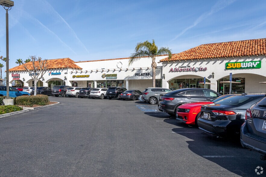More Photos Of 315-487 Magnolia Ave, Corona Unknown For Lease