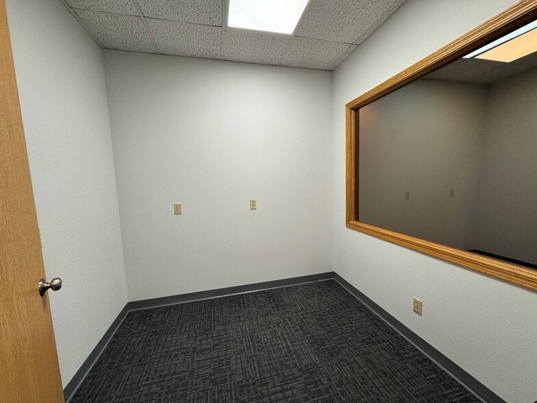 More Photos Of 115-159 Marion Blvd, Marion General Retail For Lease