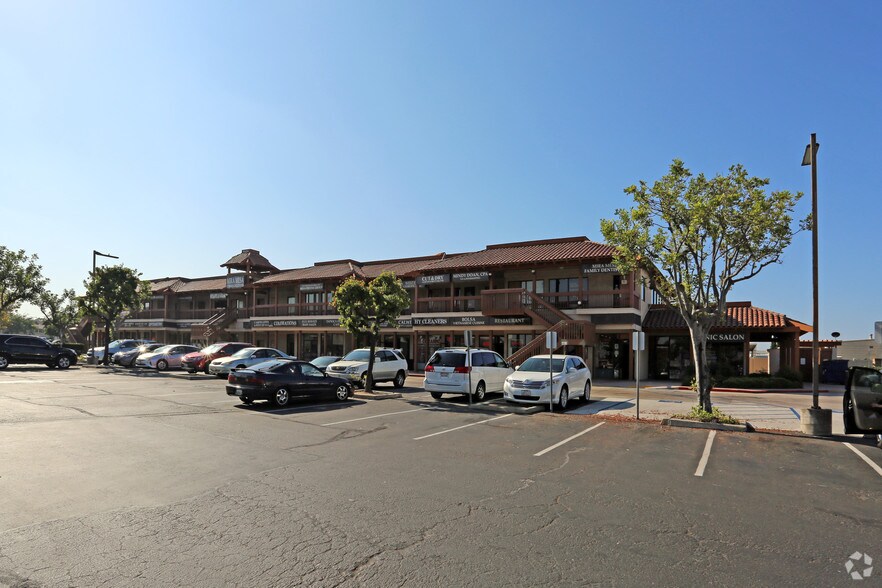 More Photos Of 9225 Mira Mesa Blvd, San Diego Storefront For Lease