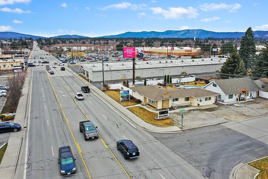 More Photos Of 101 N Evergreen Rd, Spokane Office For Lease