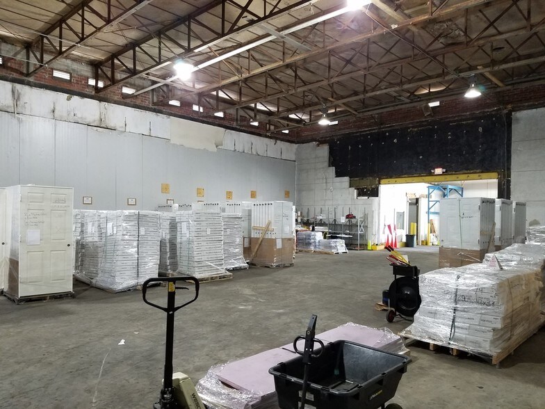 More Photos Of 1429 W 16th St, Jacksonville Warehouse For Sale