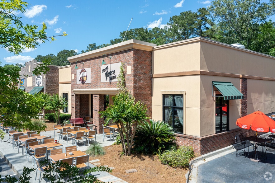 More Photos Of 717 Old Trolley Rd, Summerville Unknown For Lease