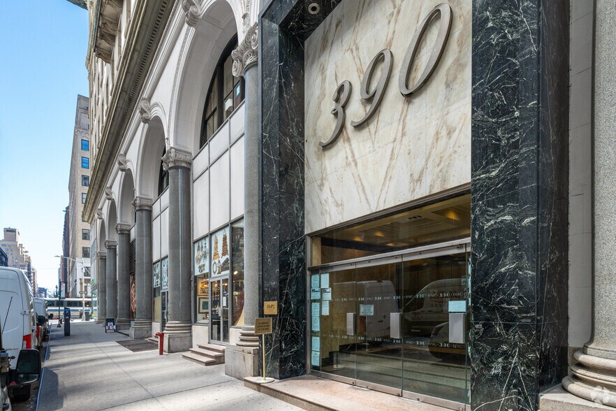 More Photos Of 390 5th Ave, New York Loft Creative Space For Lease