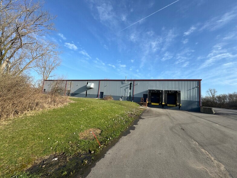 More Photos Of 4515 Patterson Dr SE, Grand Rapids Distribution For Sale