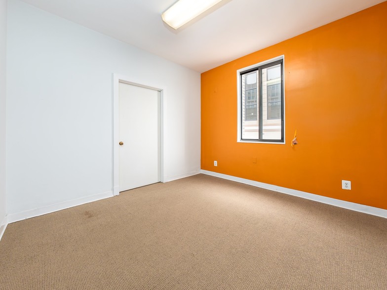 More Photos Of 2420 Wilson Blvd, Arlington Loft Creative Space For Lease