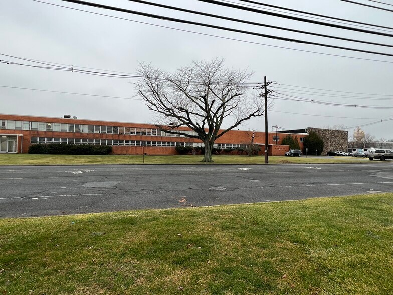More Photos Of 2 E Union Ave, East Rutherford Warehouse For Sale