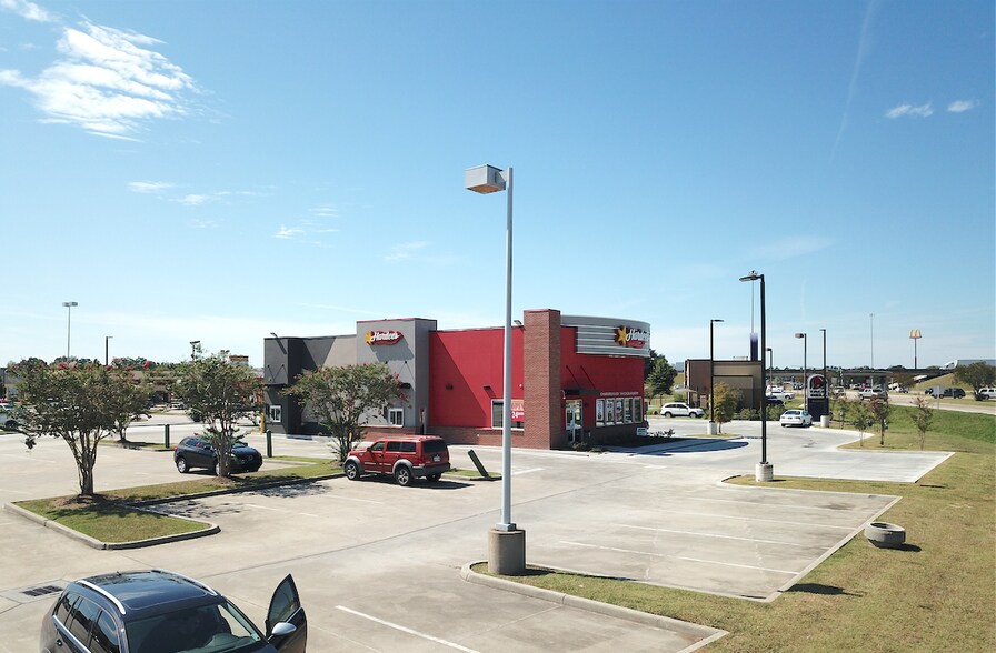More Photos Of 110 Hector Connoly Rd, Carencro Fast Food For Sale