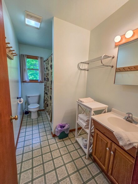 More Photos Of 16878 County Road 505, Newberry Hotel For Sale