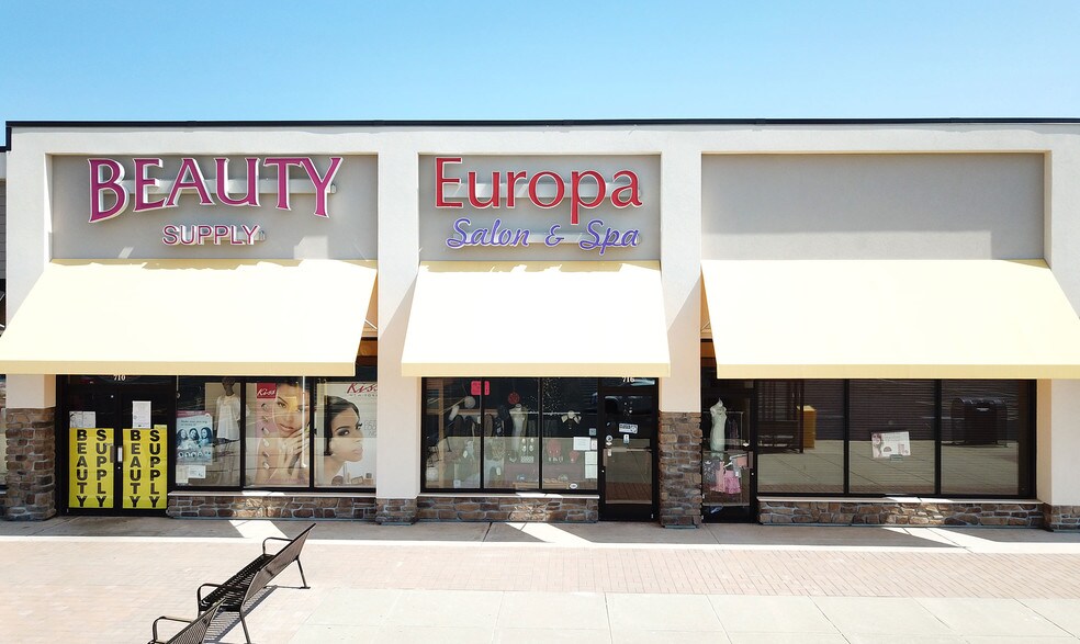 More Photos Of 712 Cambridge Plz, Cambridge Unknown For Lease