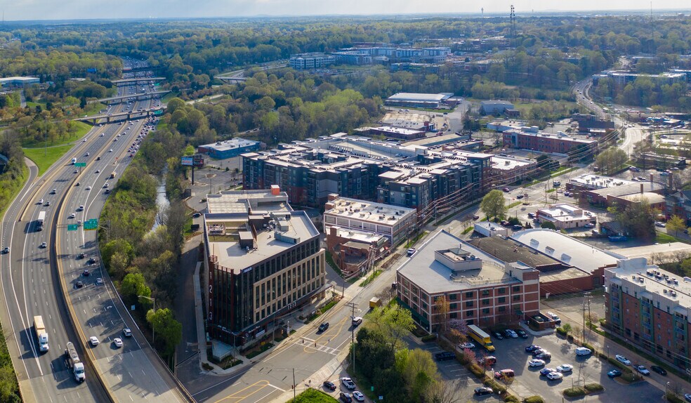 More Photos Of 1227-1231 W Morehead St, Charlotte Storefront For Lease