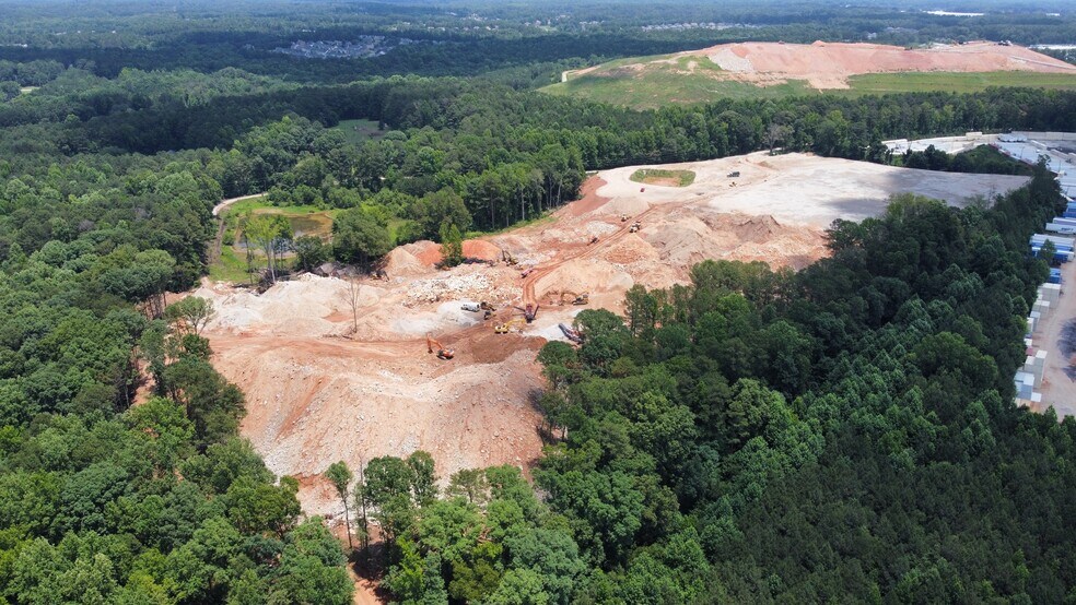 More Photos Of 7635 Bishop Rd, Fairburn Land For Lease