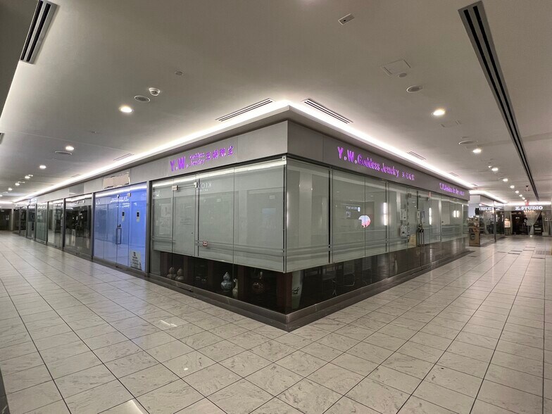 More Photos Of 4000 No. 3 Rd, Richmond Storefront Retail Office For Lease