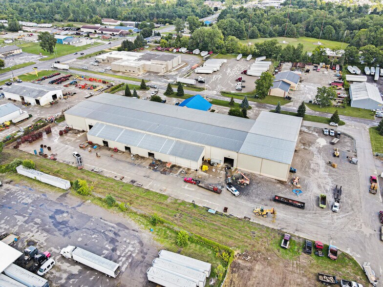 More Photos Of 4072 Flint Asphalt Dr, Burton Distribution For Sale