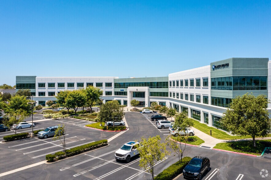 More Photos Of 5 Peters Canyon Rd, Irvine Office For Lease