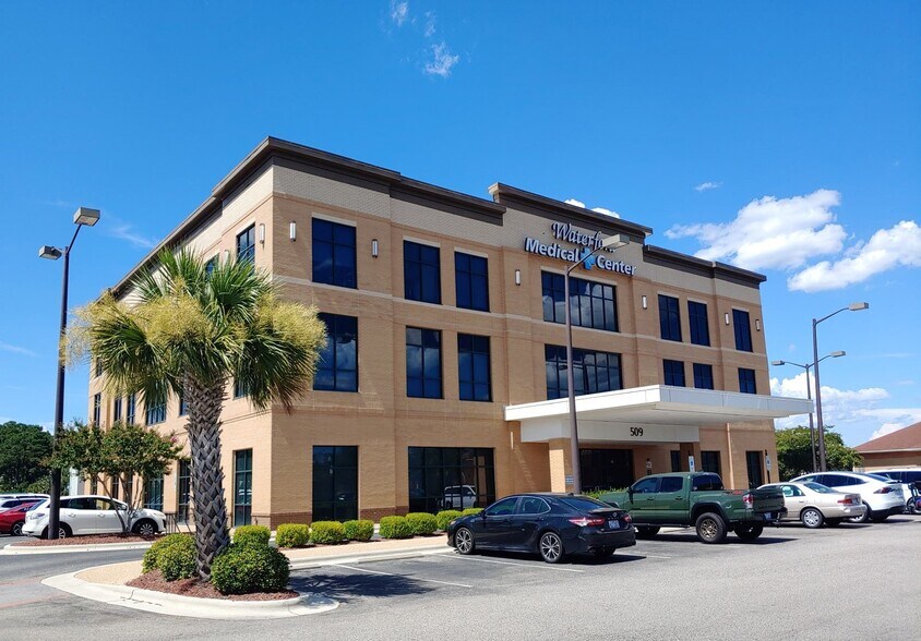 More Photos Of 509 Olde Waterford Way, Leland Office For Lease