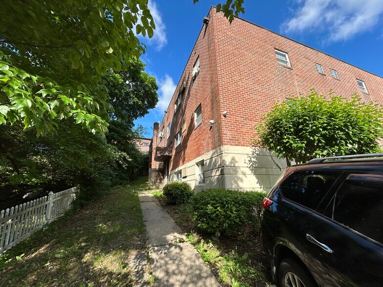 More Photos Of 6500 Marshall Rd, Upper Darby Apartments For Sale