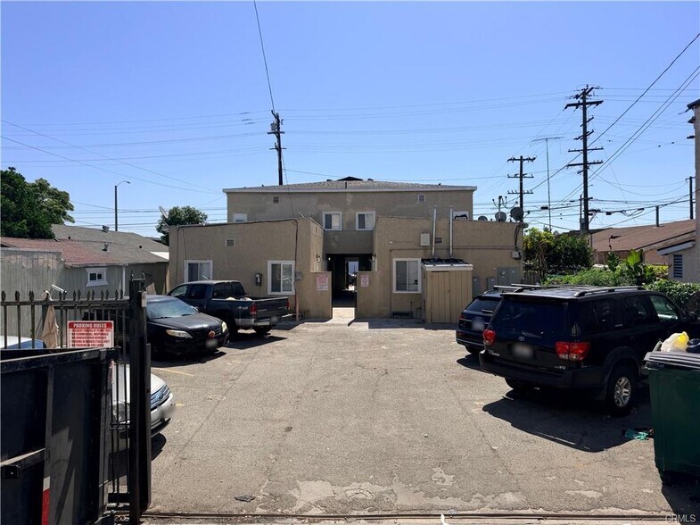 More Photos Of 1323 Walnut Ave, Long Beach Apartments For Sale