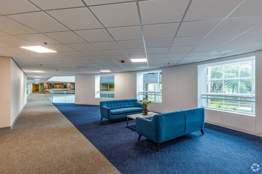 More Photos Of 2301 Lucien Way, Maitland Office For Lease