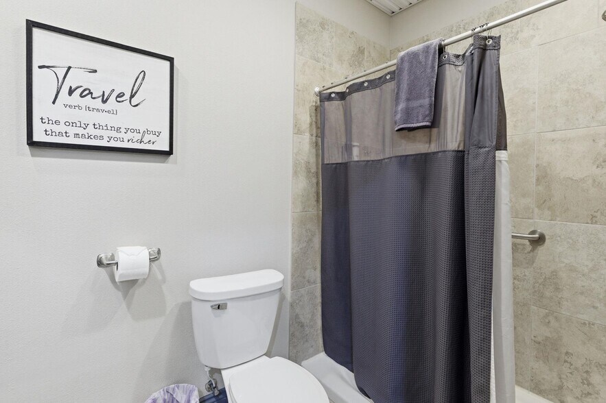 More Photos Of 233 Arthur Ave, Lake Arthur Hotel For Sale