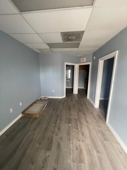 More Photos Of 2724 Crestview St, Kenner Warehouse For Lease