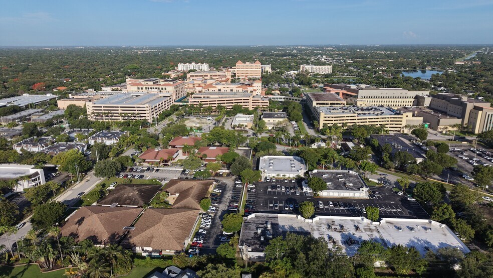 More Photos Of 8525 SW 92nd St, Miami Office For Sale