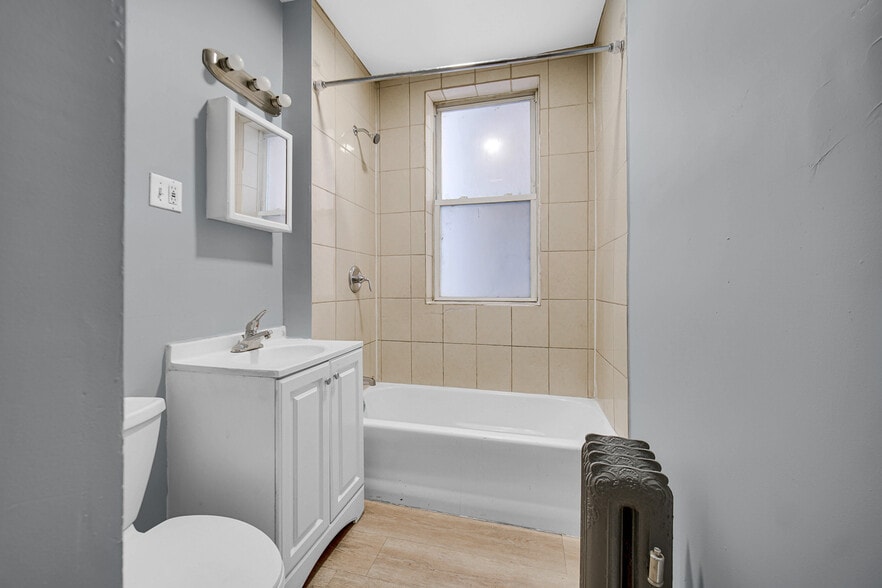 More Photos Of 4533-4547 S Calumet Ave, Chicago Apartments For Sale