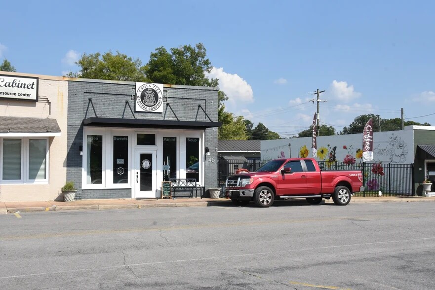 More Photos Of 46 Railroad Ave, Falkville Storefront For Sale
