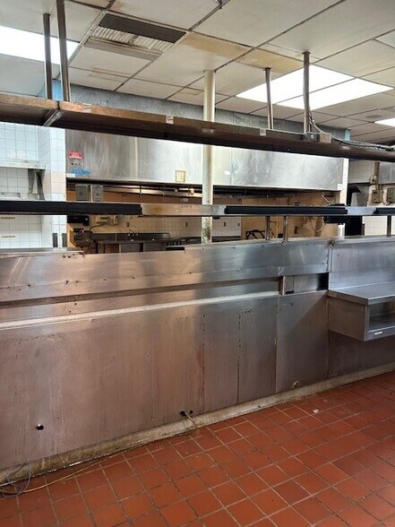 More Photos Of 1511-1517 Colley Ave, Norfolk Freestanding For Lease