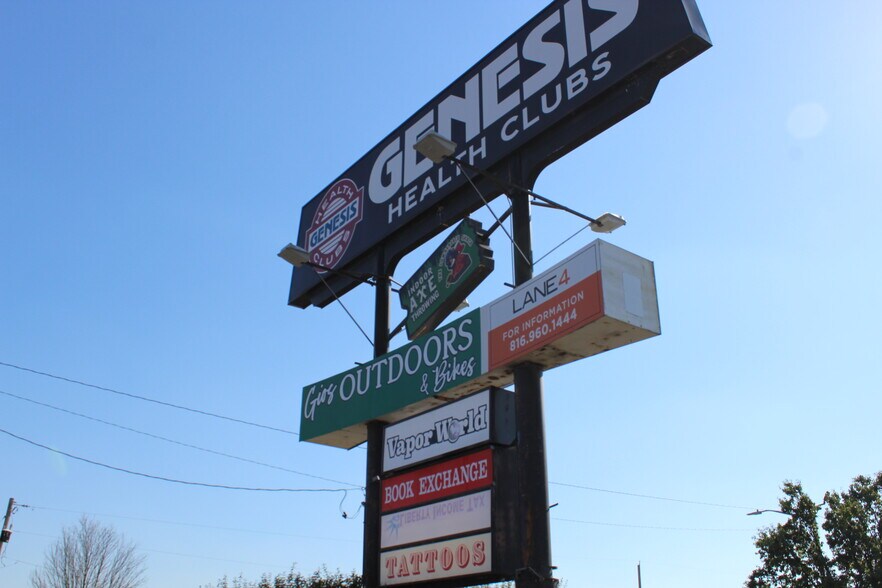 More Photos Of 2916 S 4th St, Leavenworth Unknown For Lease