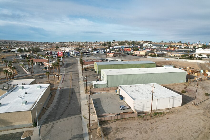 More Photos Of 200 Eastgate Rd, Barstow Warehouse For Sale