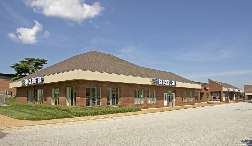 More Photos Of 173-187 Hilltown Village Center St, Chesterfield Freestanding For Lease