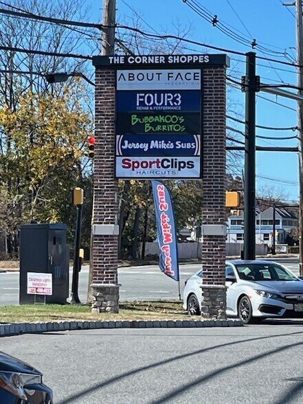 More Photos Of 275 Comly Rd, Lincoln Park Storefront Retail Office For Lease