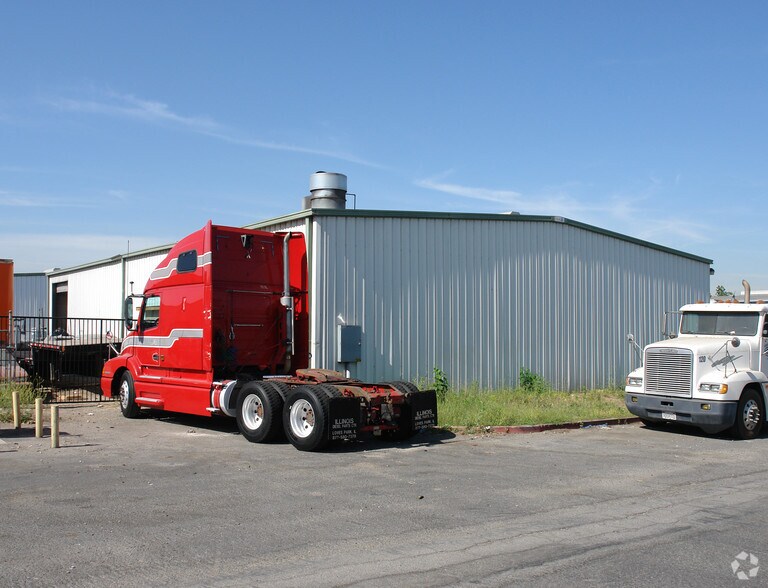 More Photos Of 8265 Fremontia Ave, Fontana Industrial For Sale