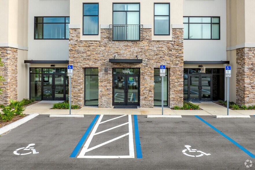 More Photos Of 13564 Village Park Dr, Orlando Office For Lease