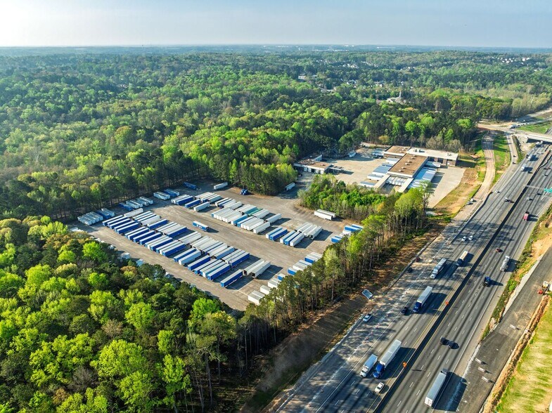 More Photos Of 2704 Bouldercrest Rd SE, Atlanta Distribution For Lease