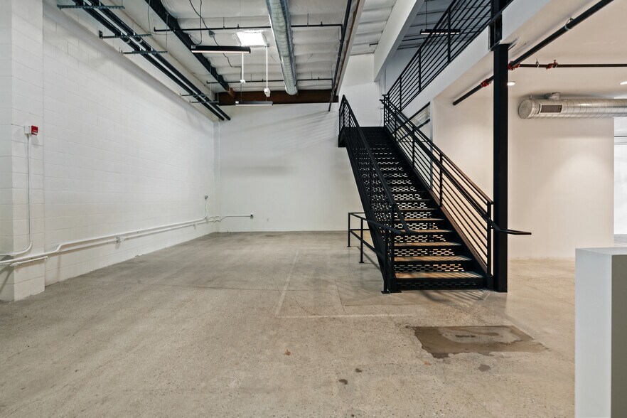More Photos Of 3309-3323 La Cienega Pl, Los Angeles Loft Creative Space For Lease