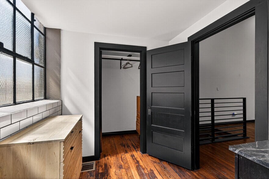 More Photos Of 612 High St, Comfort Storefront Retail Residential For Lease