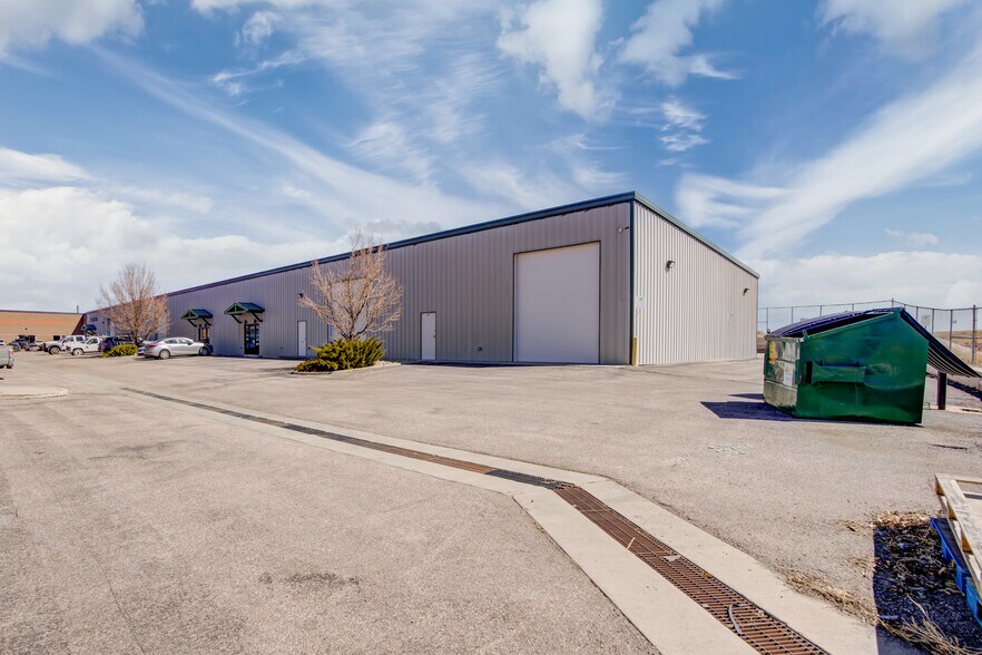 More Photos Of 5739 Observation Ct, Colorado Springs Warehouse For Lease