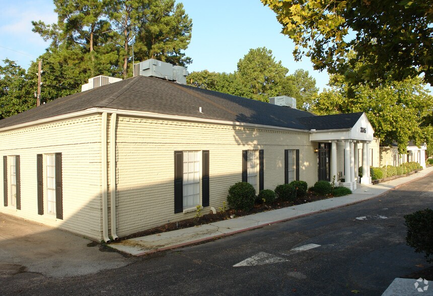 More Photos Of 3305 W Davis St, Conroe Office For Lease