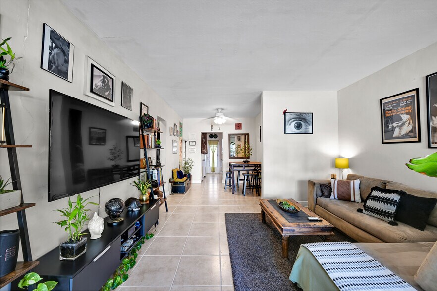 More Photos Of 1240 14th St, Miami Beach Apartments For Sale