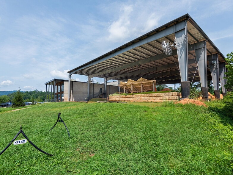 More Photos Of 701 Old Fanning Bridge Rd, Fletcher Sports And Entertainment For Sale