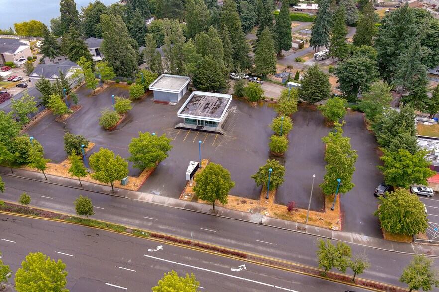 Primary Photo Of 19820 Pacific Hwy S, Seatac General Retail For Lease