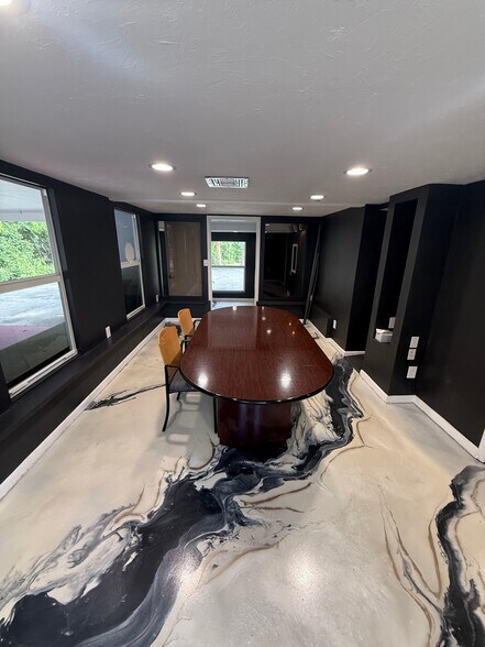 More Photos Of 1320 SE Palm Beach Rd, Stuart Medical For Sale