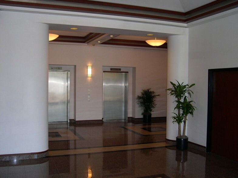 More Photos Of 1800 Eller Dr, Fort Lauderdale Office For Lease