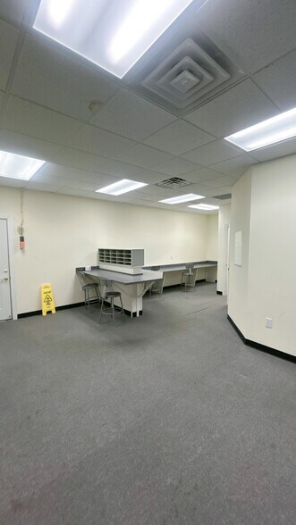 More Photos Of 100 Governors Trace, Fayetteville Office For Lease