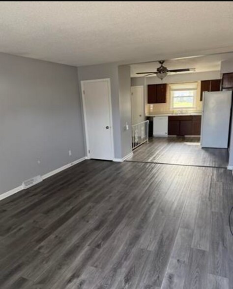 More Photos Of 2843 High Point Dr, Davenport Apartments For Lease