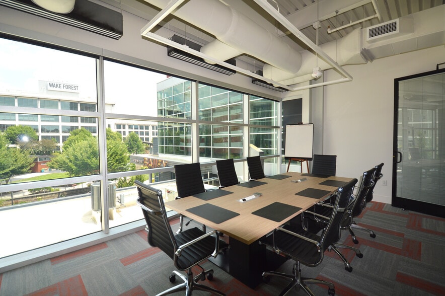 More Photos Of 486 N Patterson Ave, Winston-Salem Office For Lease