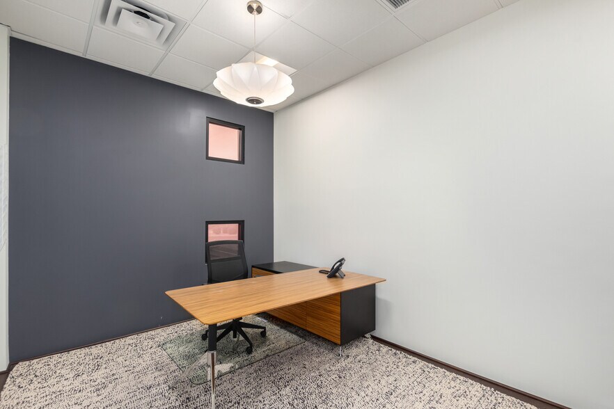 More Photos Of 8165 E Indian Bend Rd, Scottsdale Medical For Lease